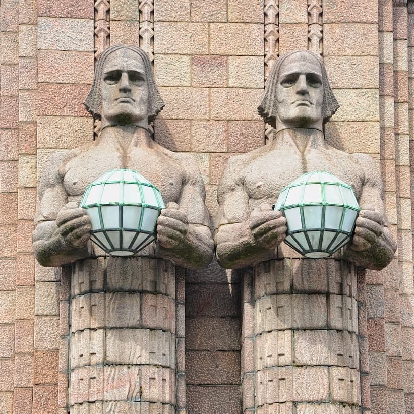 Hankintalaki uudistuu, mitä se tarkoittaa kunnille ja muille julkisorganisaatioille käytännössä?